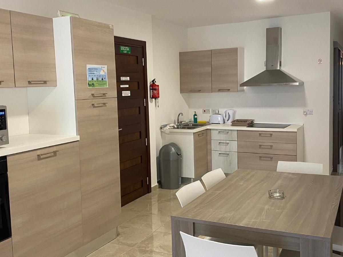 Sunrise Court Appartement Marsaskala Buitenkant foto