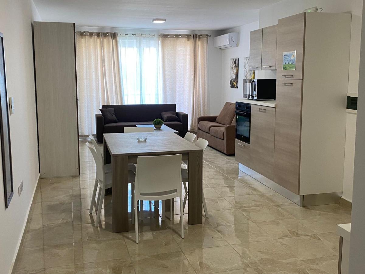 Sunrise Court Appartement Marsaskala Buitenkant foto