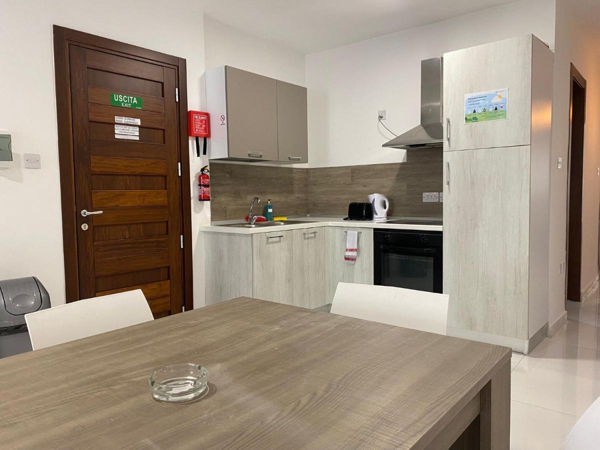 Sunrise Court Appartement Marsaskala Buitenkant foto