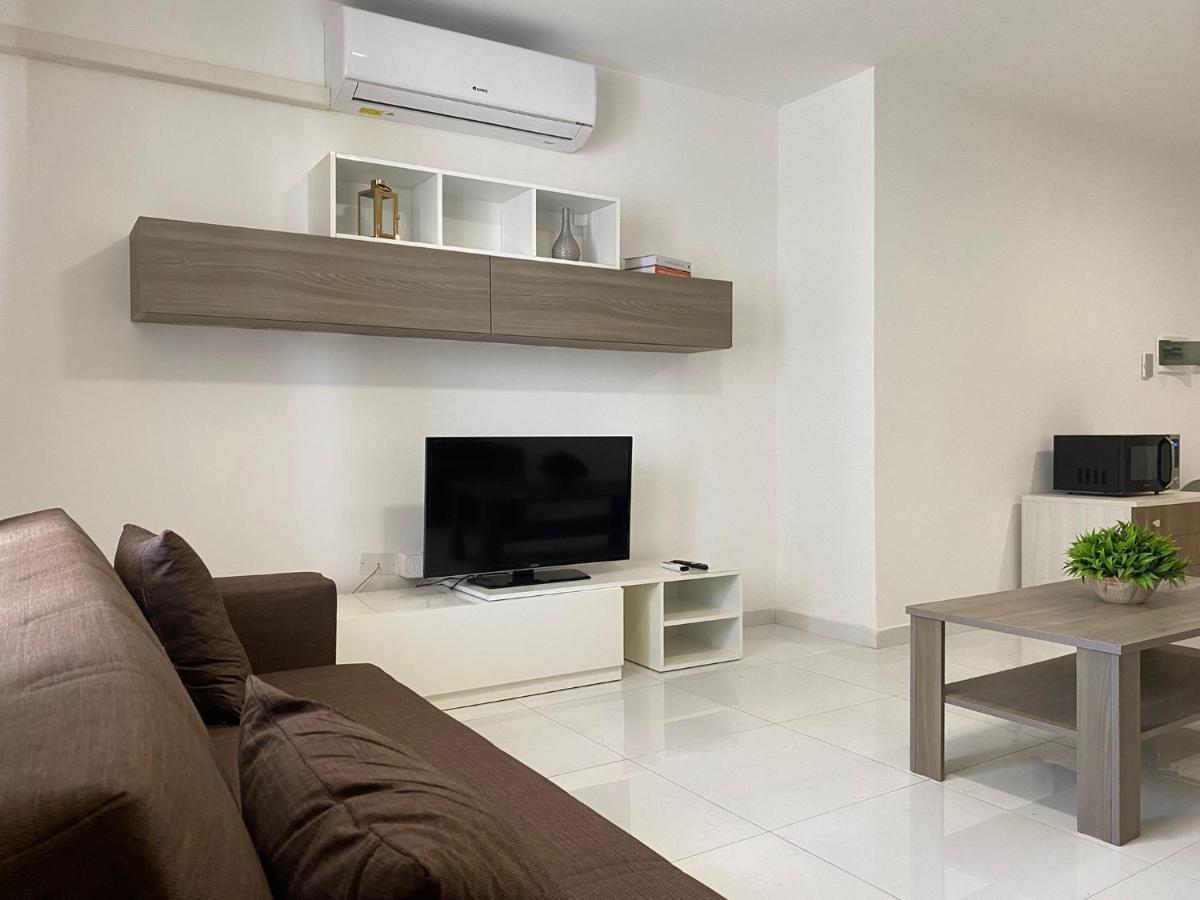 Sunrise Court Appartement Marsaskala Buitenkant foto