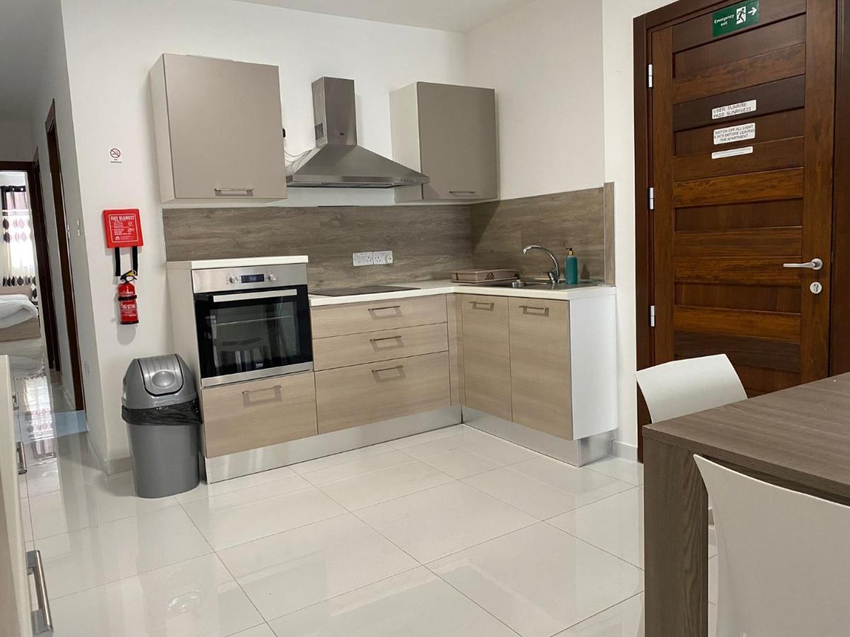 Sunrise Court Appartement Marsaskala Buitenkant foto