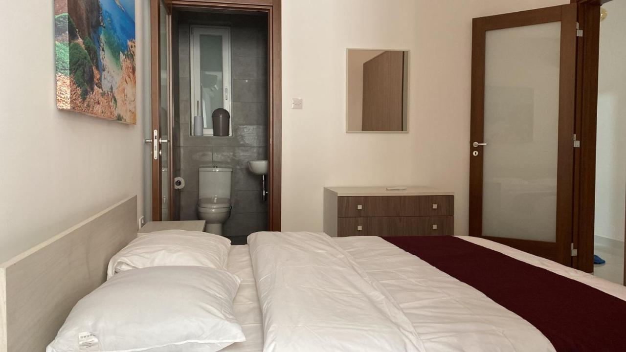 Sunrise Court Appartement Marsaskala Buitenkant foto