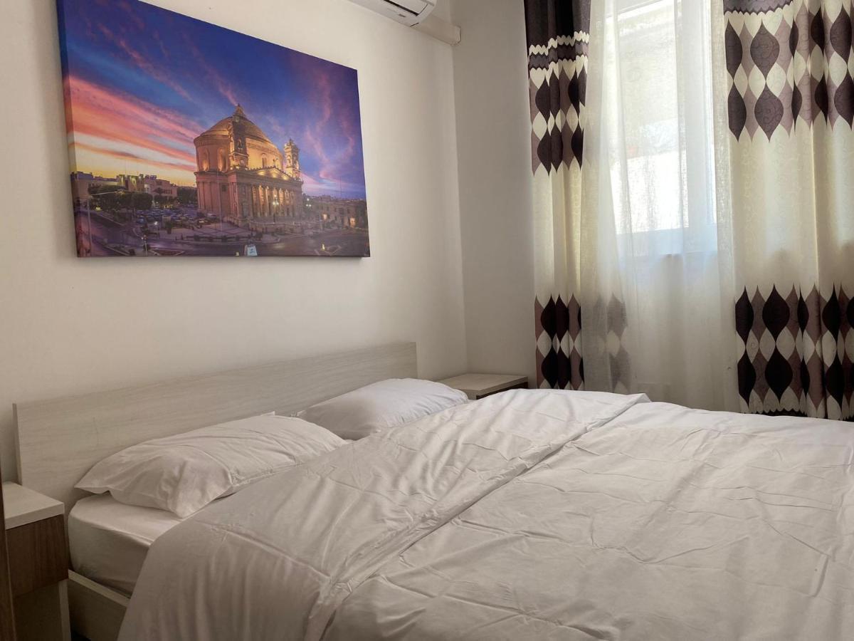 Sunrise Court Appartement Marsaskala Buitenkant foto