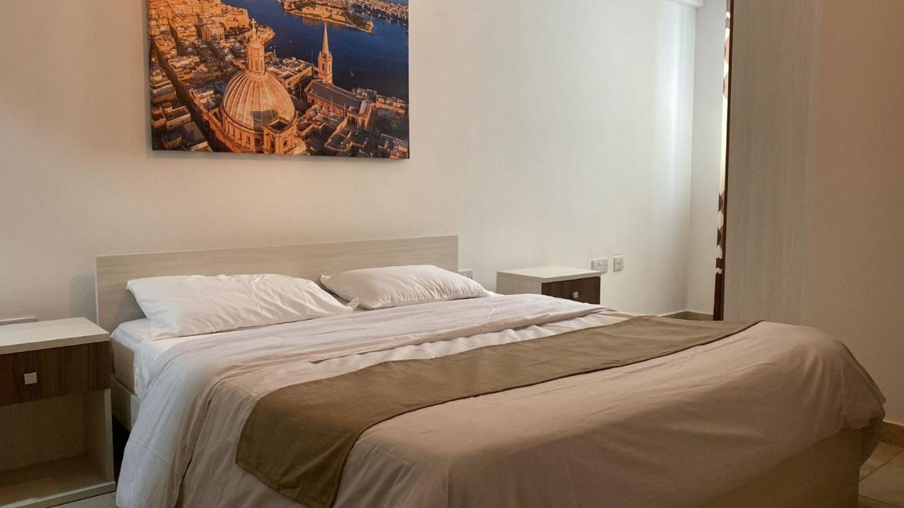 Sunrise Court Appartement Marsaskala Buitenkant foto