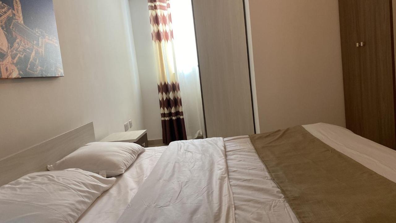 Sunrise Court Appartement Marsaskala Buitenkant foto